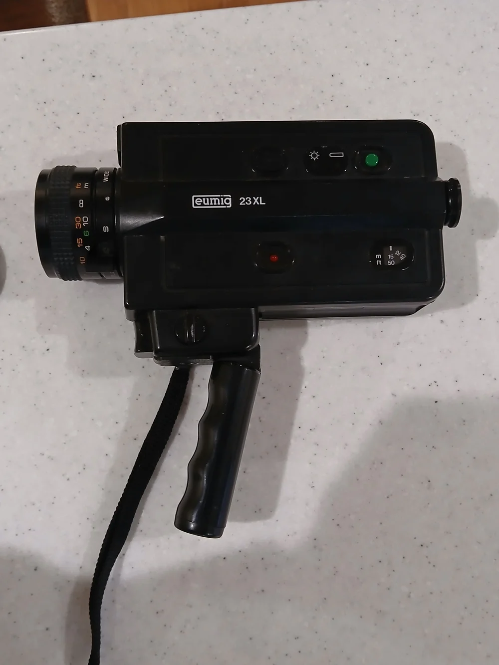 Eumig 23XL Vintage Handheld Super 8 Camera - GREAT SHAPE! WORKS PERFECTLY!!